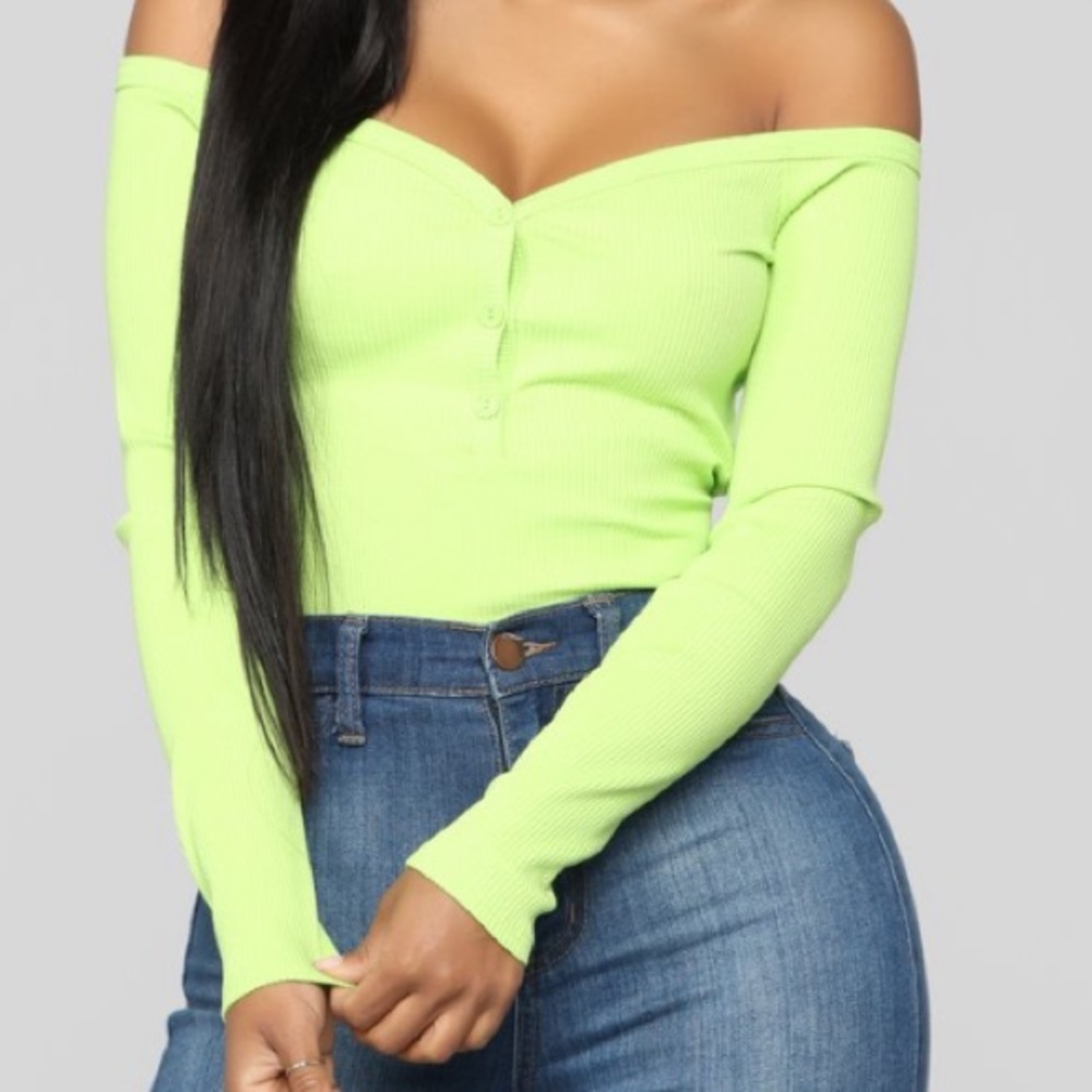 Fashion nova  off the shoulder